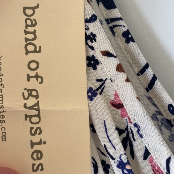 Dress - Picture 4 of 5